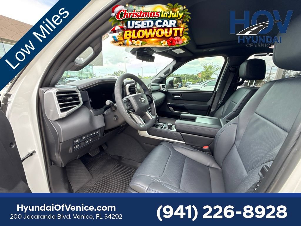 Used 2025 Toyota Sequoia Platinum AWD/4WD image 9