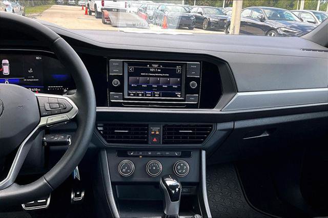 Certified 2024 Volkswagen Jetta Sport FWD image 19