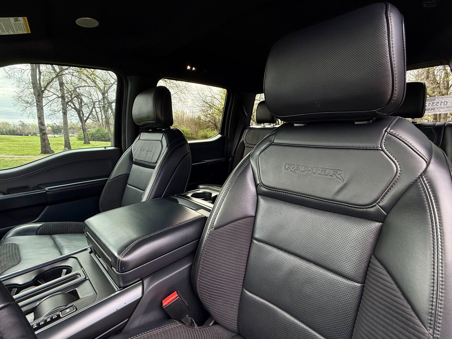 Used 2022 Ford F150 Raptor w/ Raptor 37 Performance Package AWD/4WD image 11