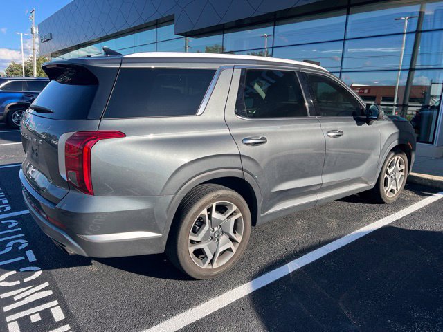 Used 2024 Hyundai Palisade SEL w/ Premium Package FWD image 4