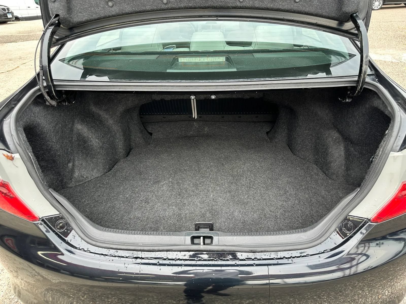 Used 2013 Toyota Camry XLE w/ Leather Pkg FWD image 23