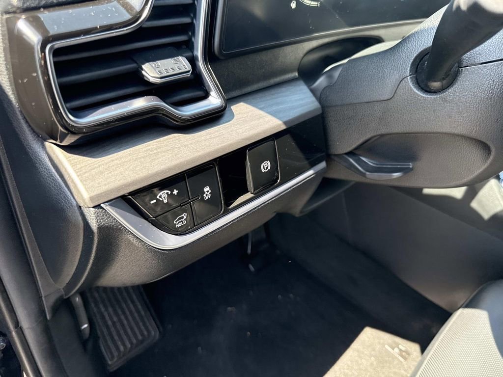 Used 2023 Kia Sportage X-Line w/ X-Line Premium Package image 22