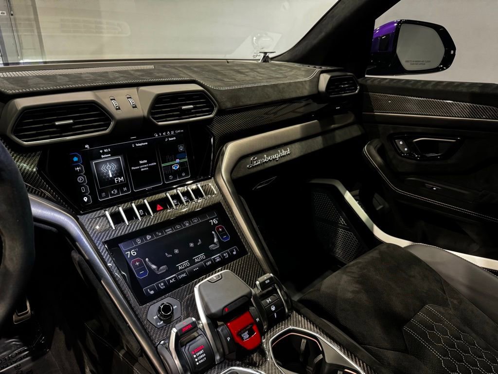 Used 2024 Lamborghini Urus Performante image 37