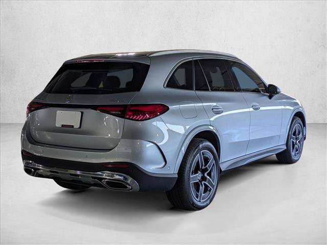 Used 2025 Mercedes-Benz GLC 350e 4MATIC image 5