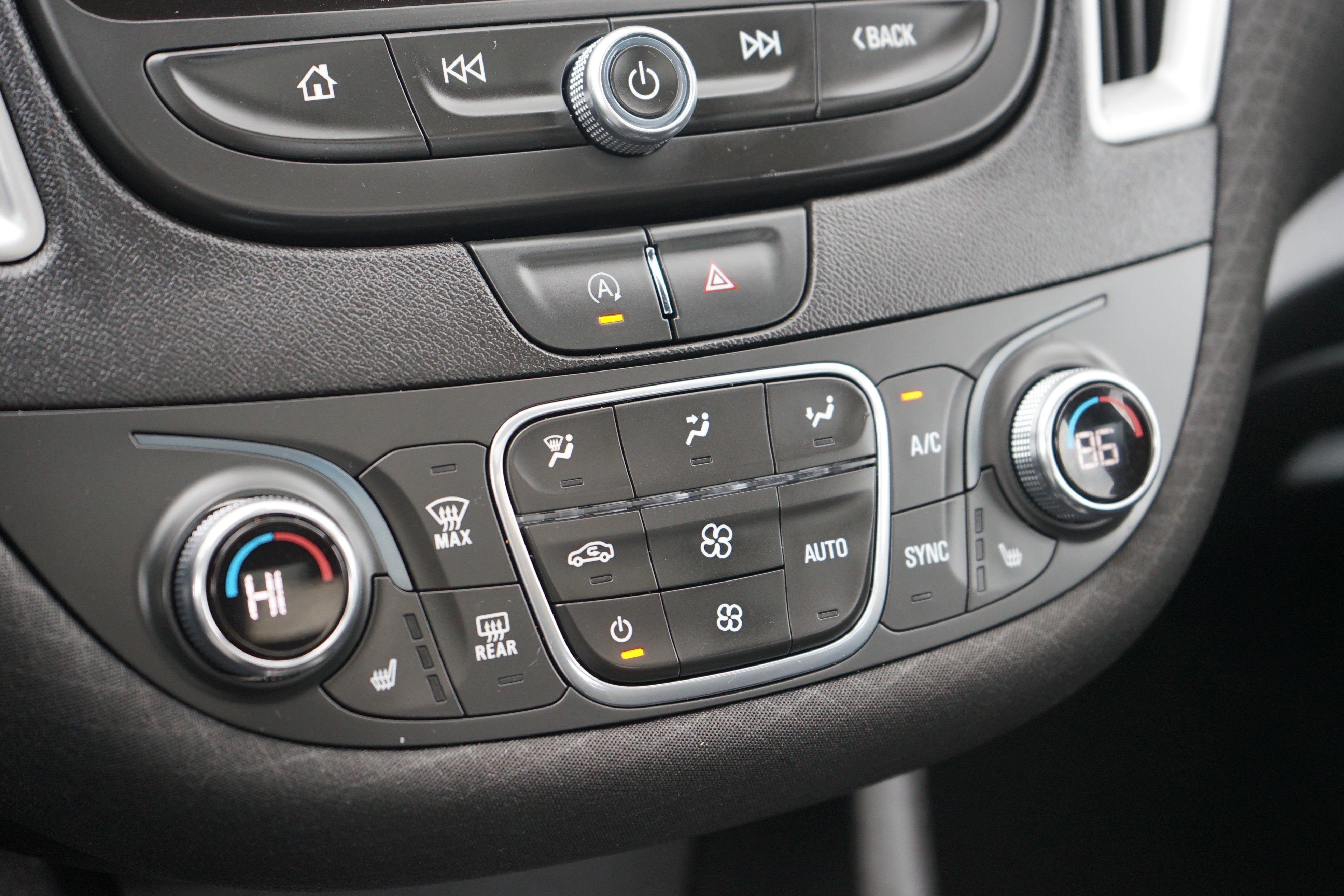 Used 2022 Chevrolet Malibu LT image 18