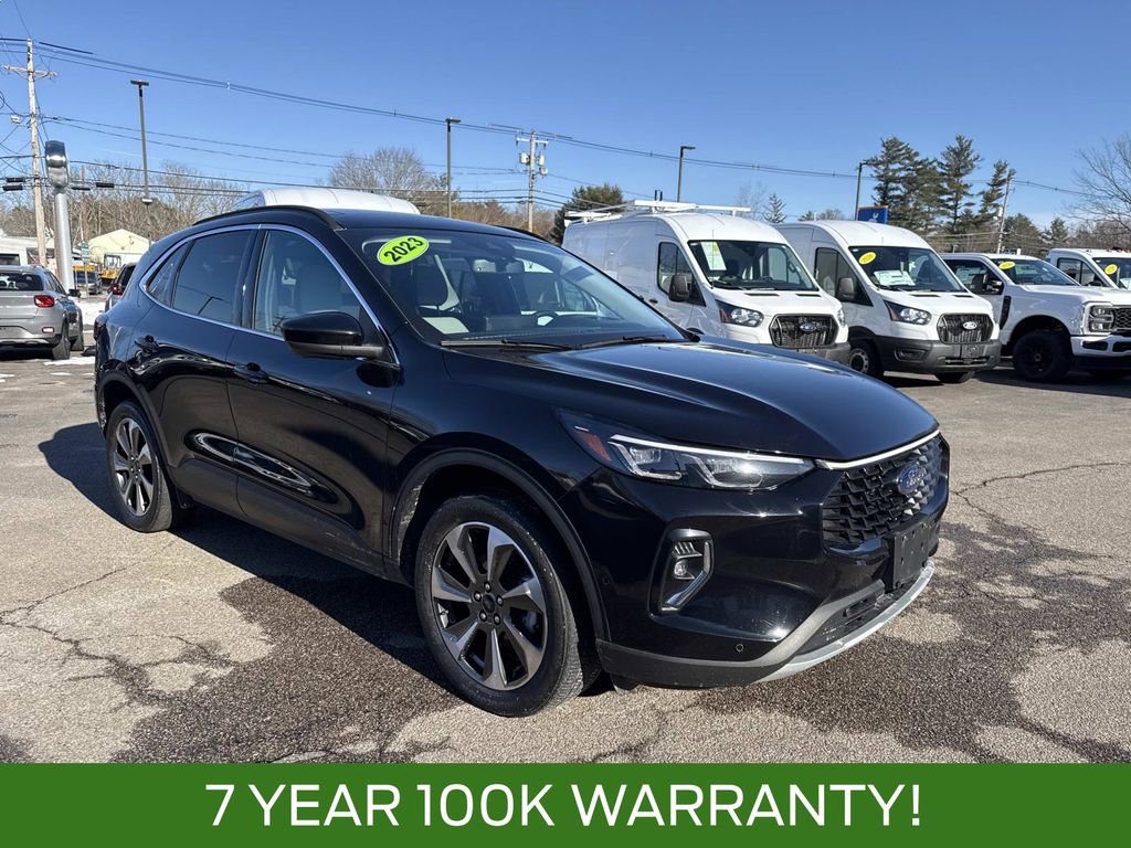 Used 2023 Ford Escape Platinum w/ Premium Technology Package image 9