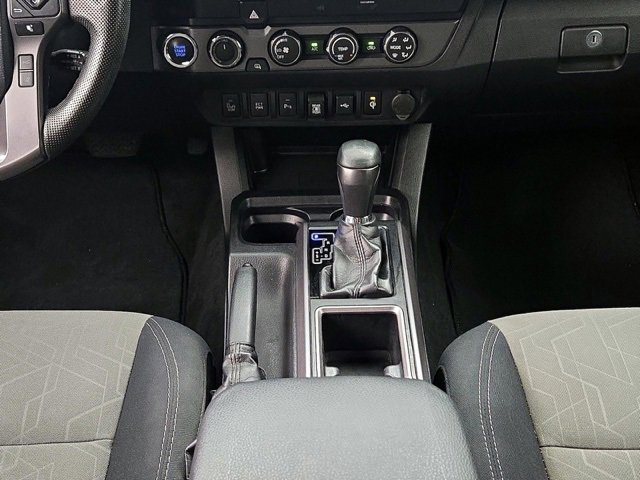 Used 2020 Toyota Tacoma TRD Sport image 6