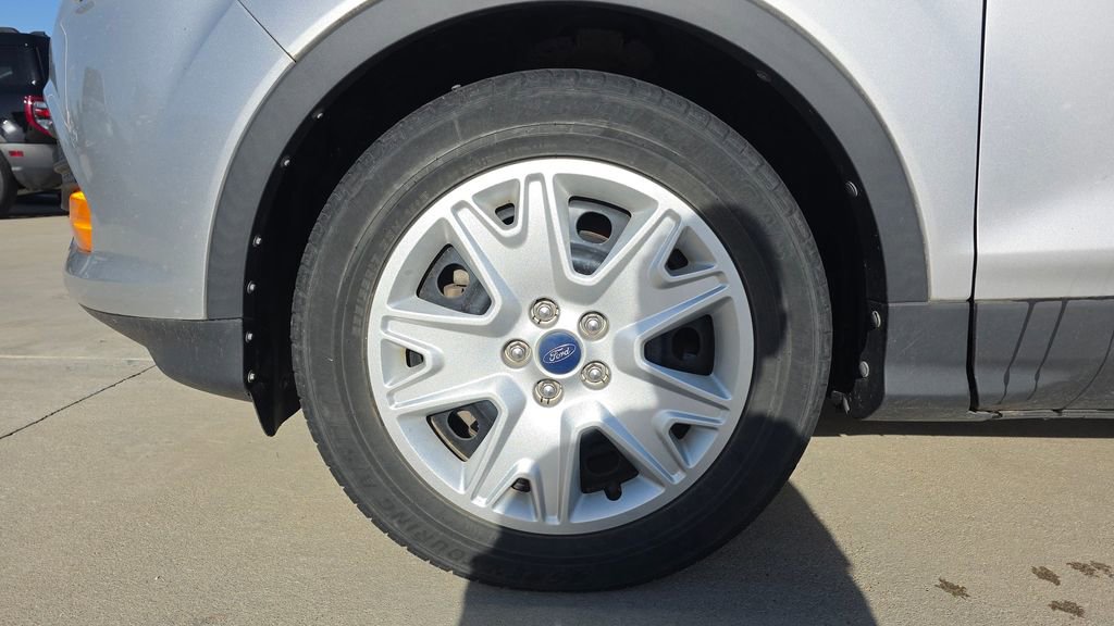 Used 2014 Ford Escape S FWD image 10