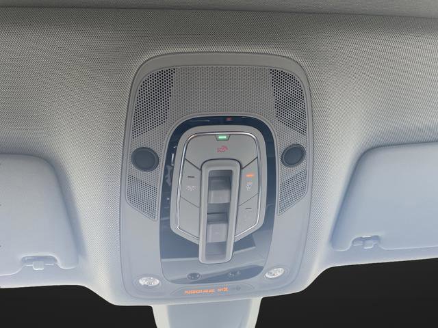 Used 2021 Audi Q5 e Premium w/ Convenience Package image 23