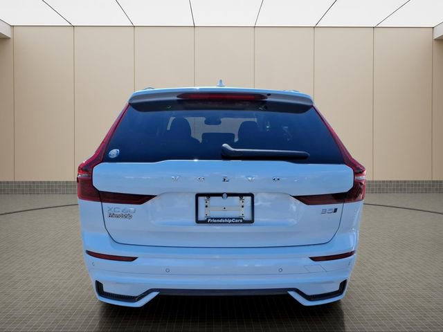 New 2026 Volvo XC60 B5 Core w/ Climate Package image 8