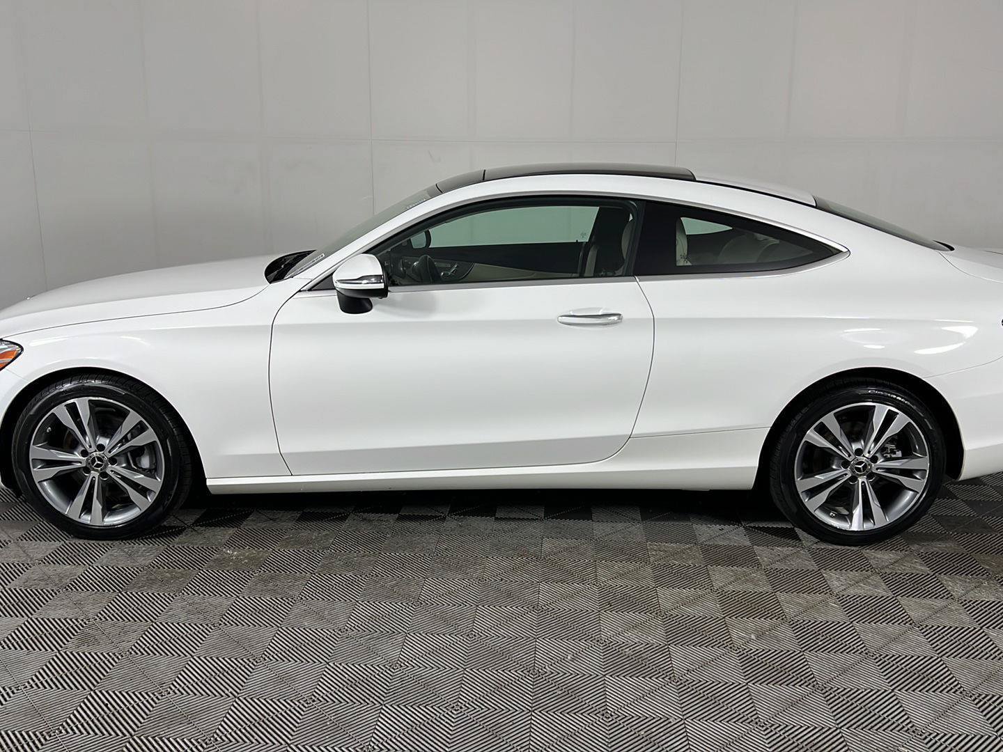Used 2017 Mercedes-Benz C 300 4MATIC Coupe image 23