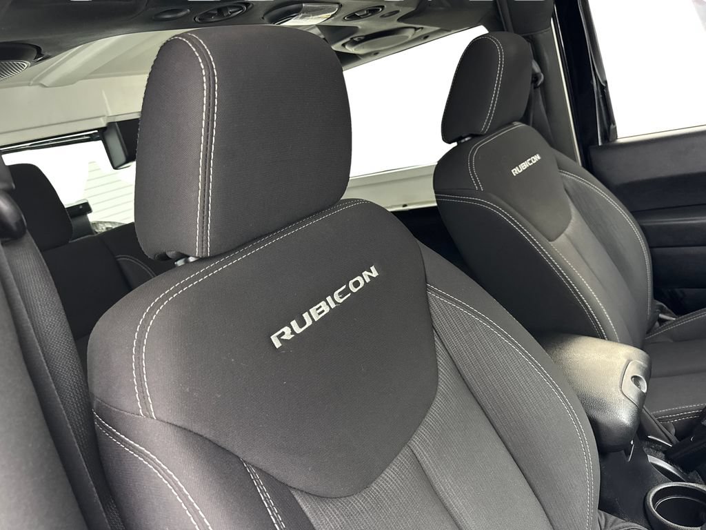 Used 2014 Jeep Wrangler Rubicon w/ Power Convenience Group AWD/4WD image 39
