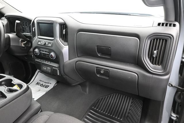 Used 2024 Chevrolet Silverado 1500 Custom AWD/4WD image 34