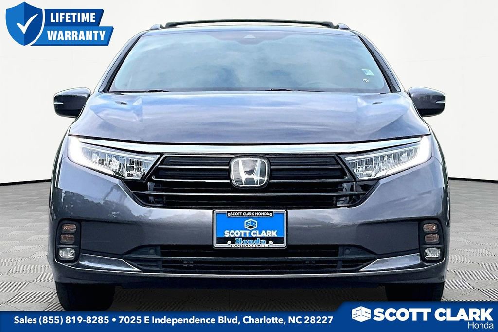 Used 2024 Honda Odyssey EX-L image 2