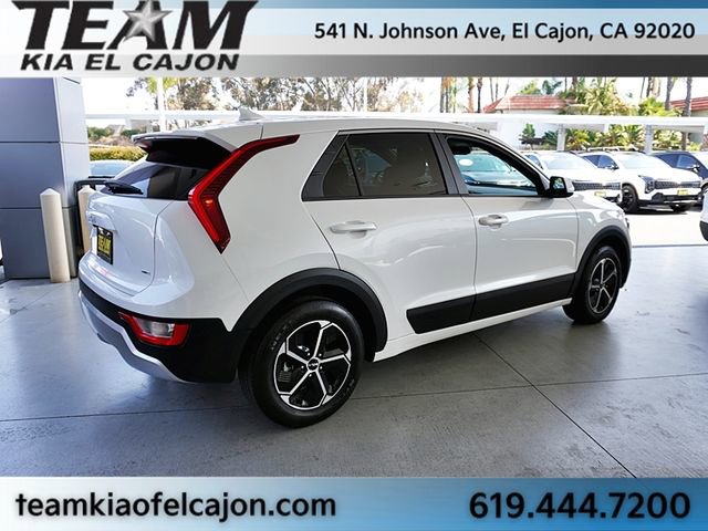 Certified 2024 Kia Niro LX FWD image 8