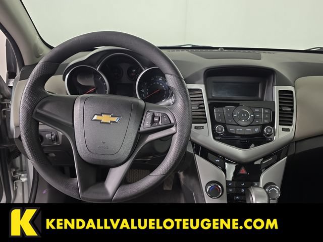 Used 2015 Chevrolet Cruze LS FWD image 9