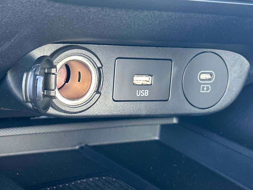 New 2025 Hyundai Elantra Sport image 31