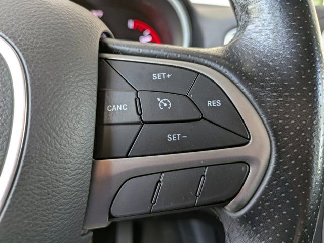 Used 2020 Dodge Durango SXT w/ 3rd Row Seating Group image 22