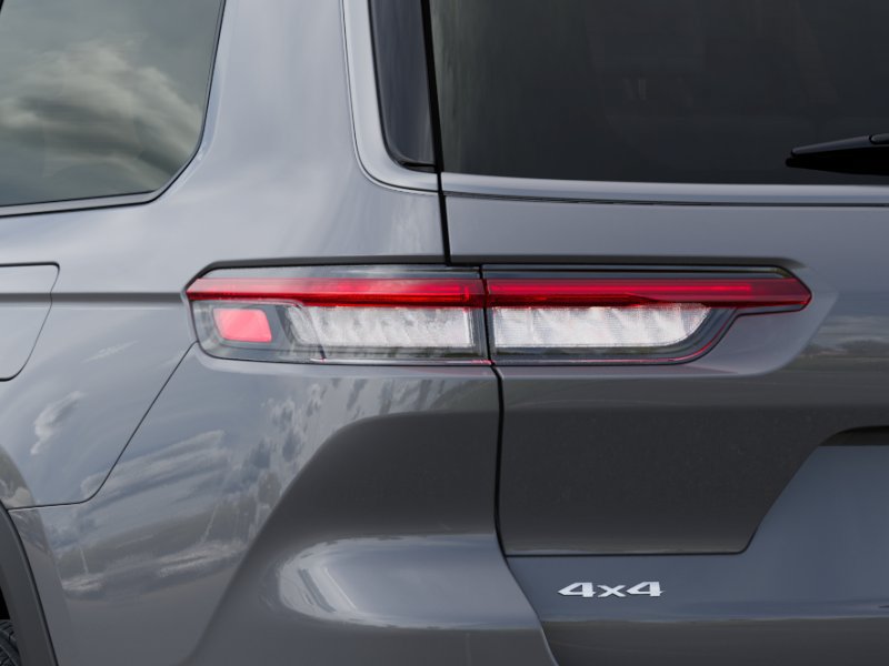 New 2027 Jeep Grand Cherokee L Limited w/ Technology Group II AWD/4WD image 11