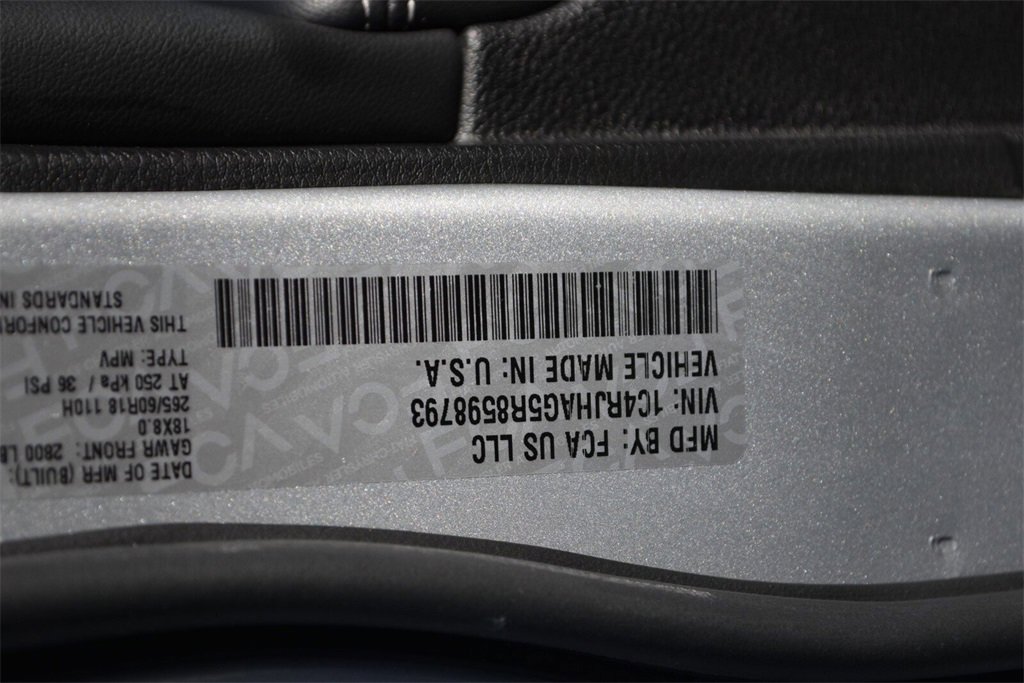 Used 2024 Jeep Grand Cherokee Altitude image 41