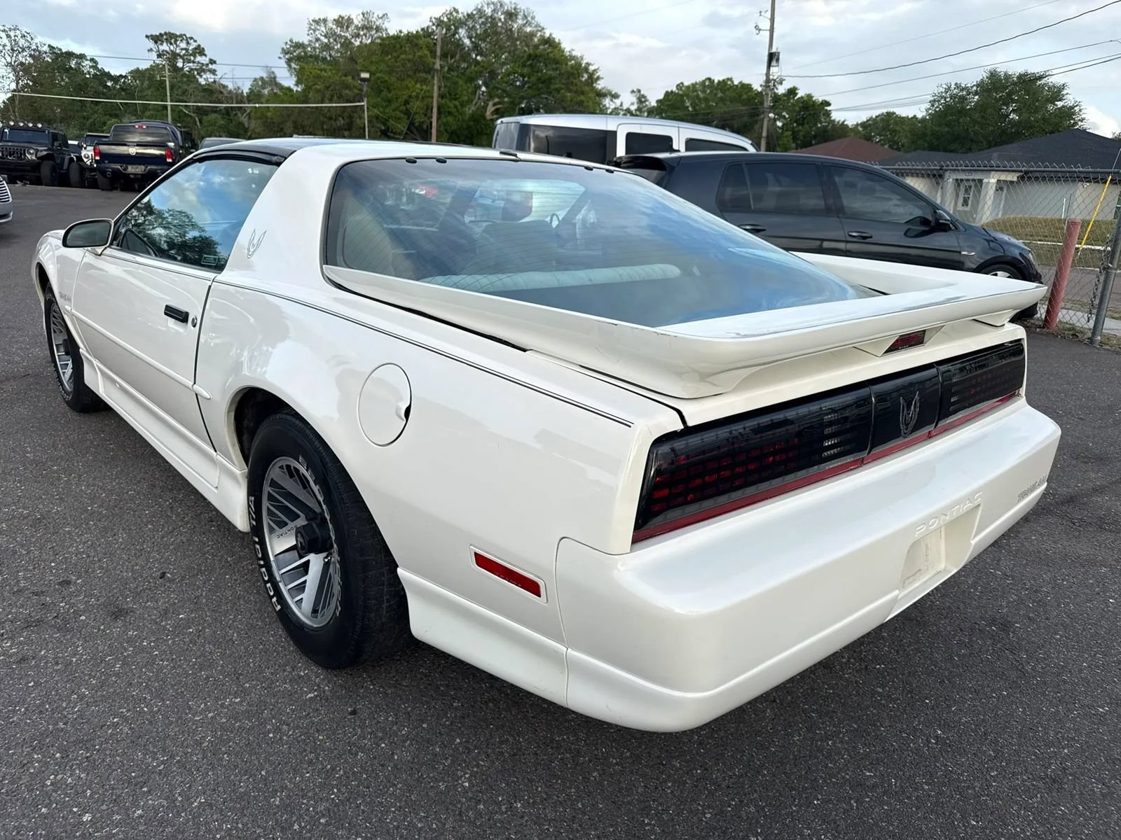 Used 1990 Pontiac Firebird Trans Am RWD image 8