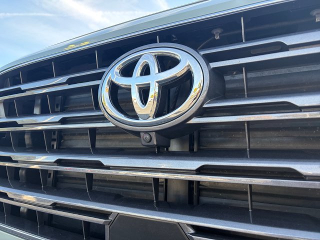 Certified 2026 Toyota Sequoia Limited w/ Tow Technology Package AWD/4WD image 23