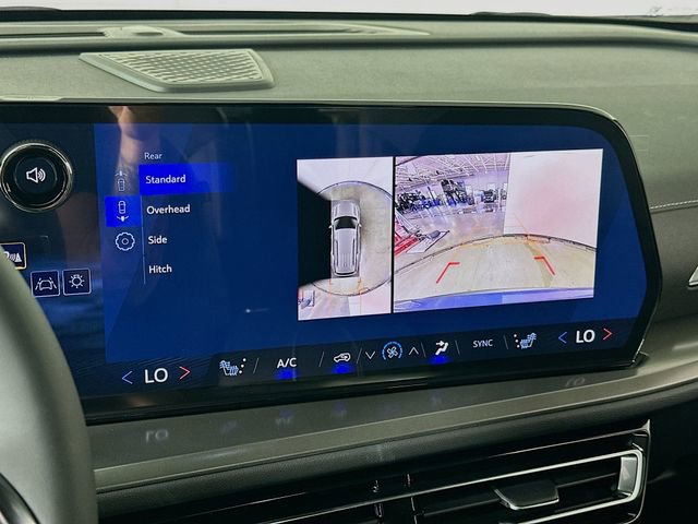 New 2026 Chevrolet Traverse LT w/ Enhanced Driving Package image 14