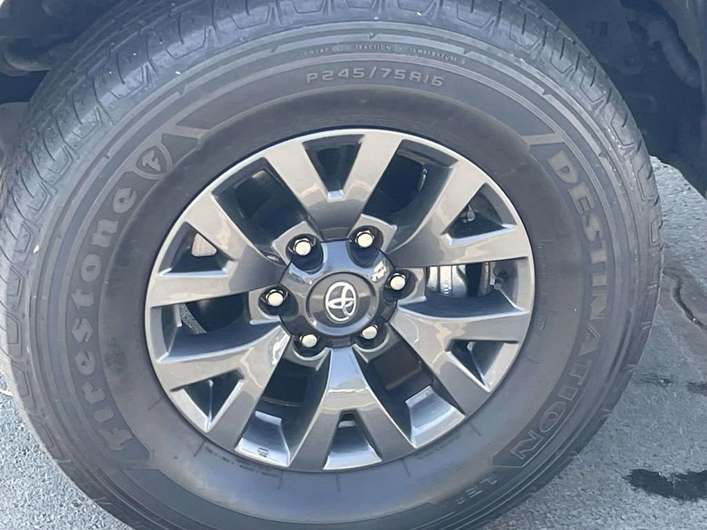 Used 2023 Toyota Tacoma SR5 w/ Technology Package image 20