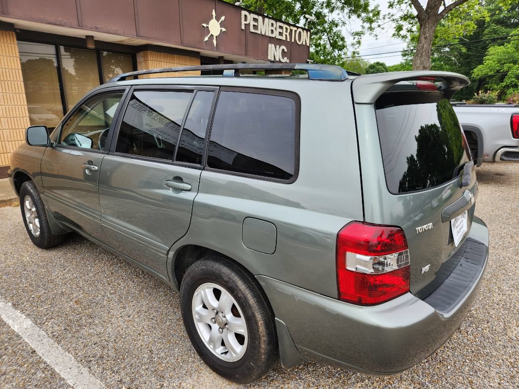 Used 2004 Toyota Highlander Limited FWD image 3
