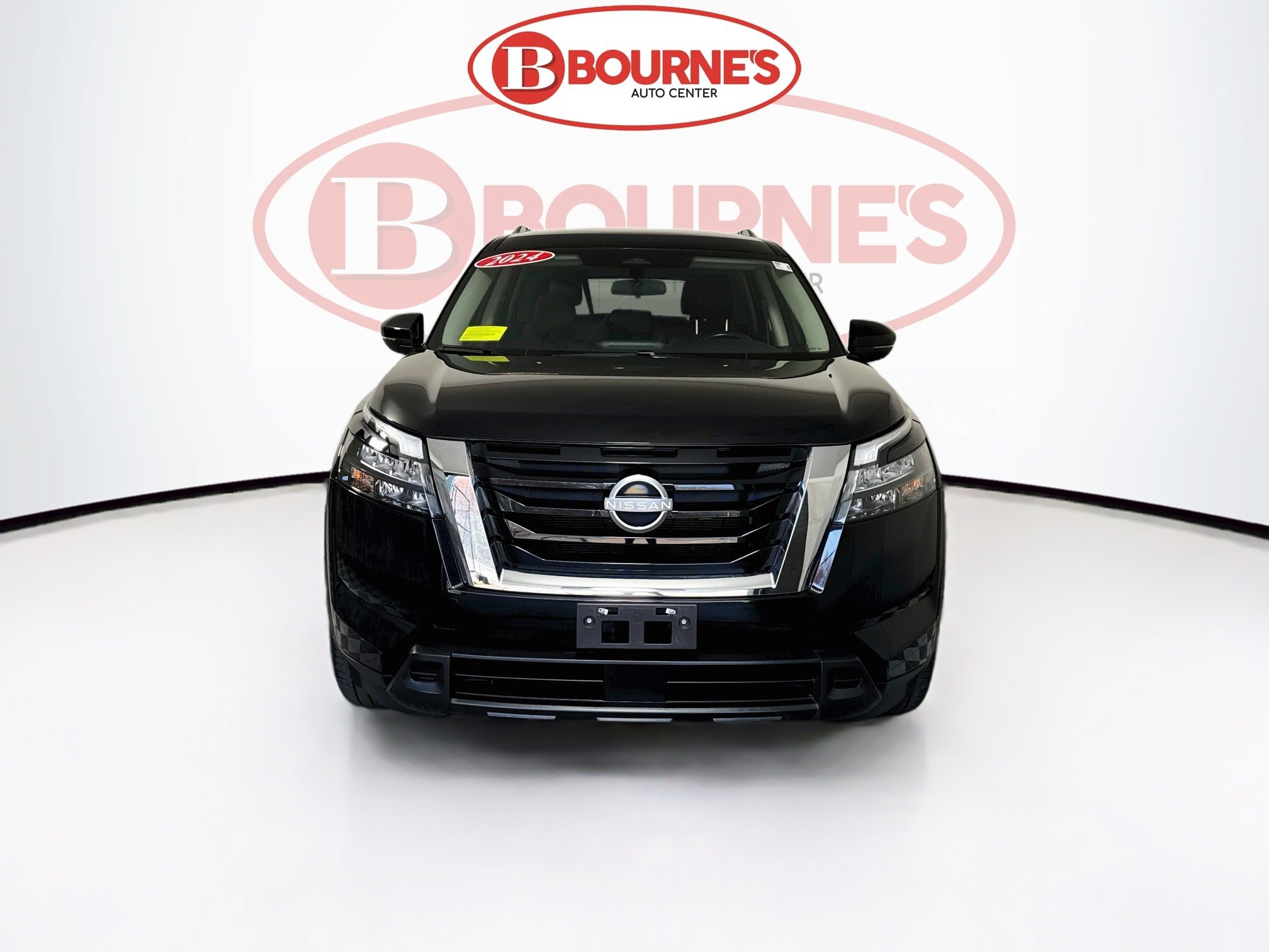 Used 2024 Nissan Pathfinder SV AWD/4WD image 5