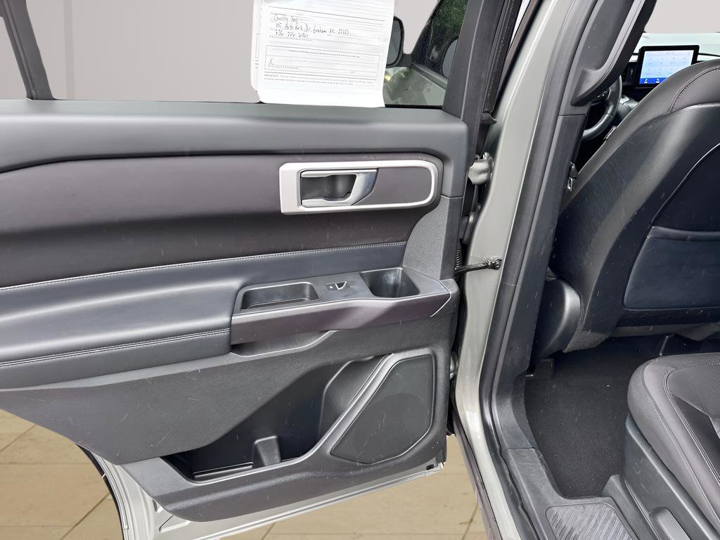 Used 2020 Ford Explorer XLT RWD image 19