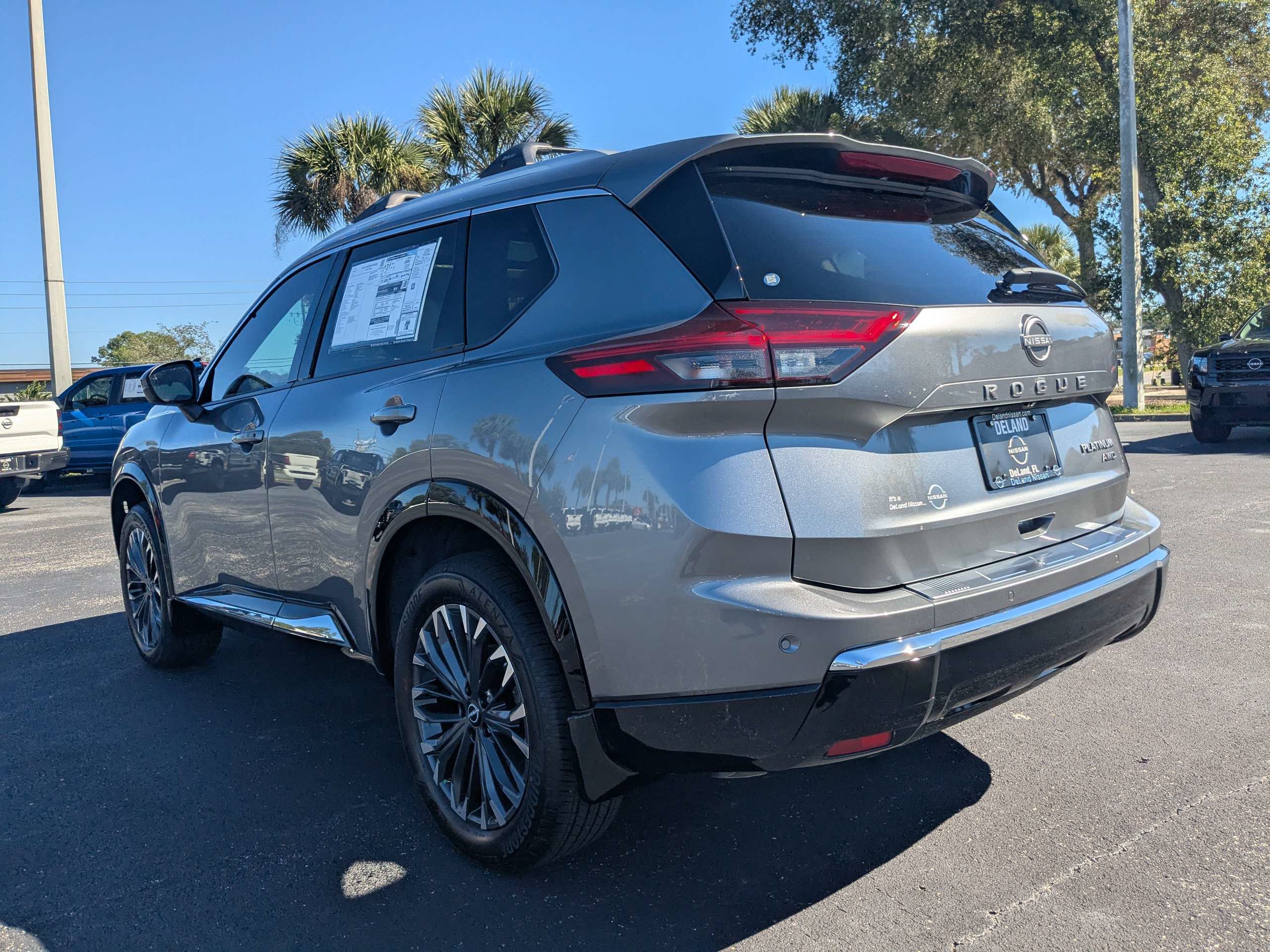 New 2026 Nissan Rogue Platinum AWD/4WD image 6