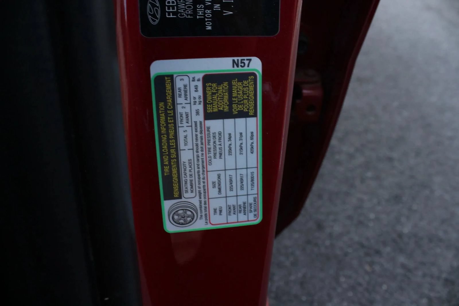 Used 2025 Hyundai Elantra SEL FWD image 32