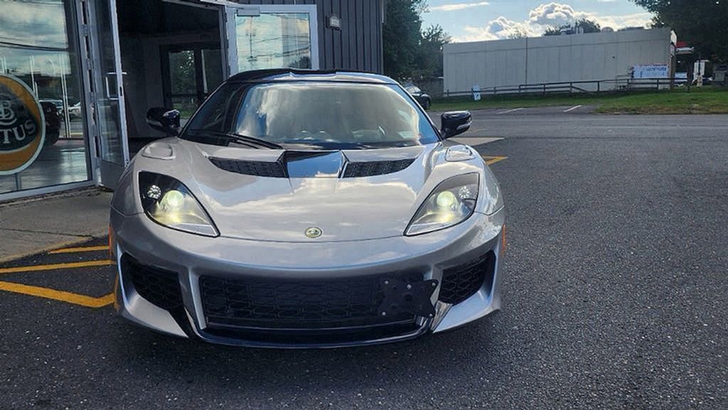 Used 2020 Lotus Evora RWD image 2