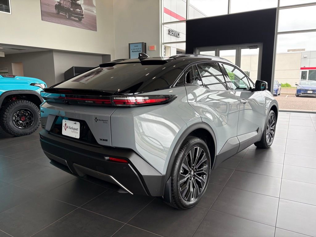 New 2026 Toyota C-HR AWD/4WD image 7