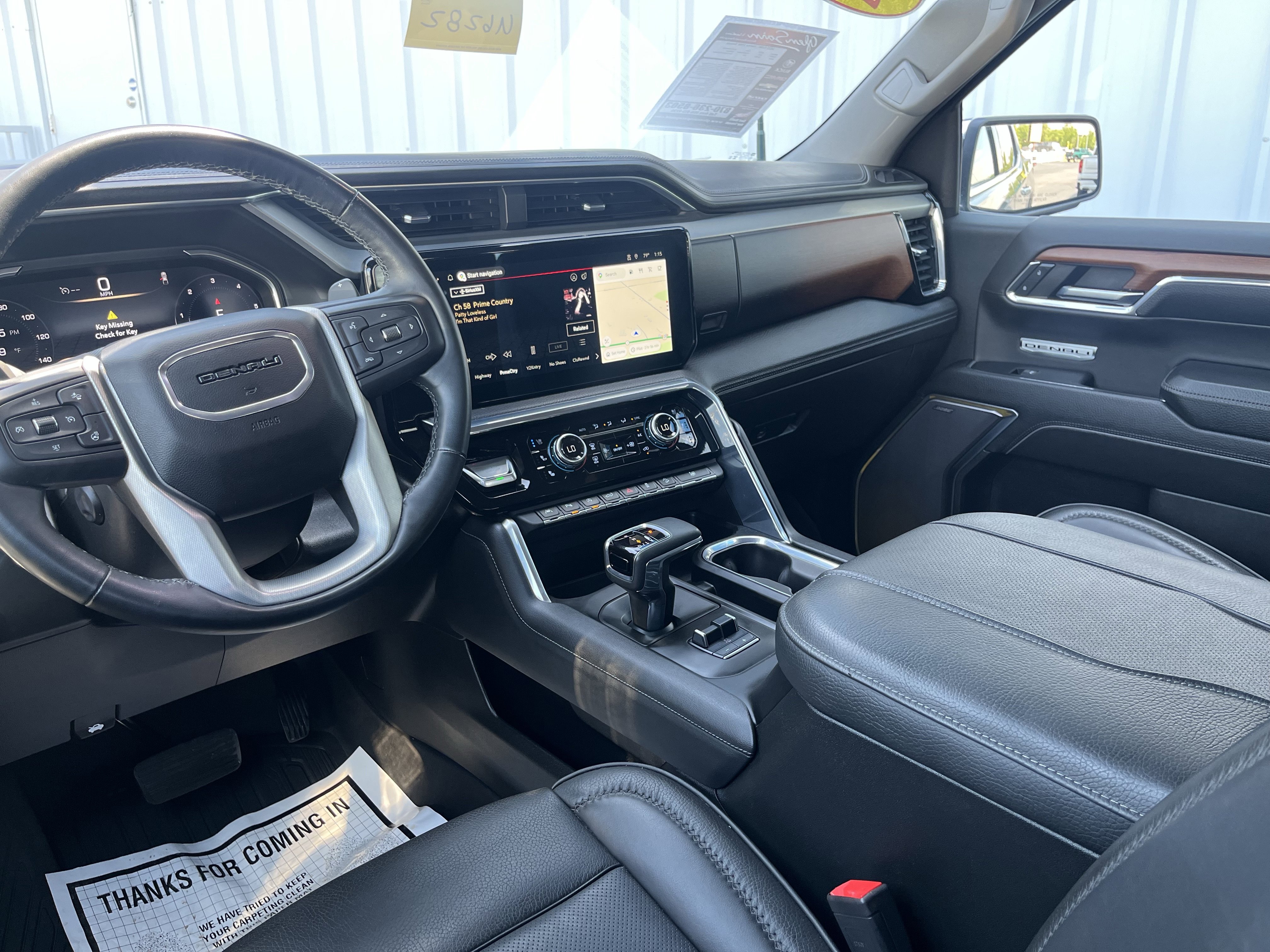 Used 2023 GMC Sierra 1500 Denali w/ Denali Reserve Package AWD/4WD image 4