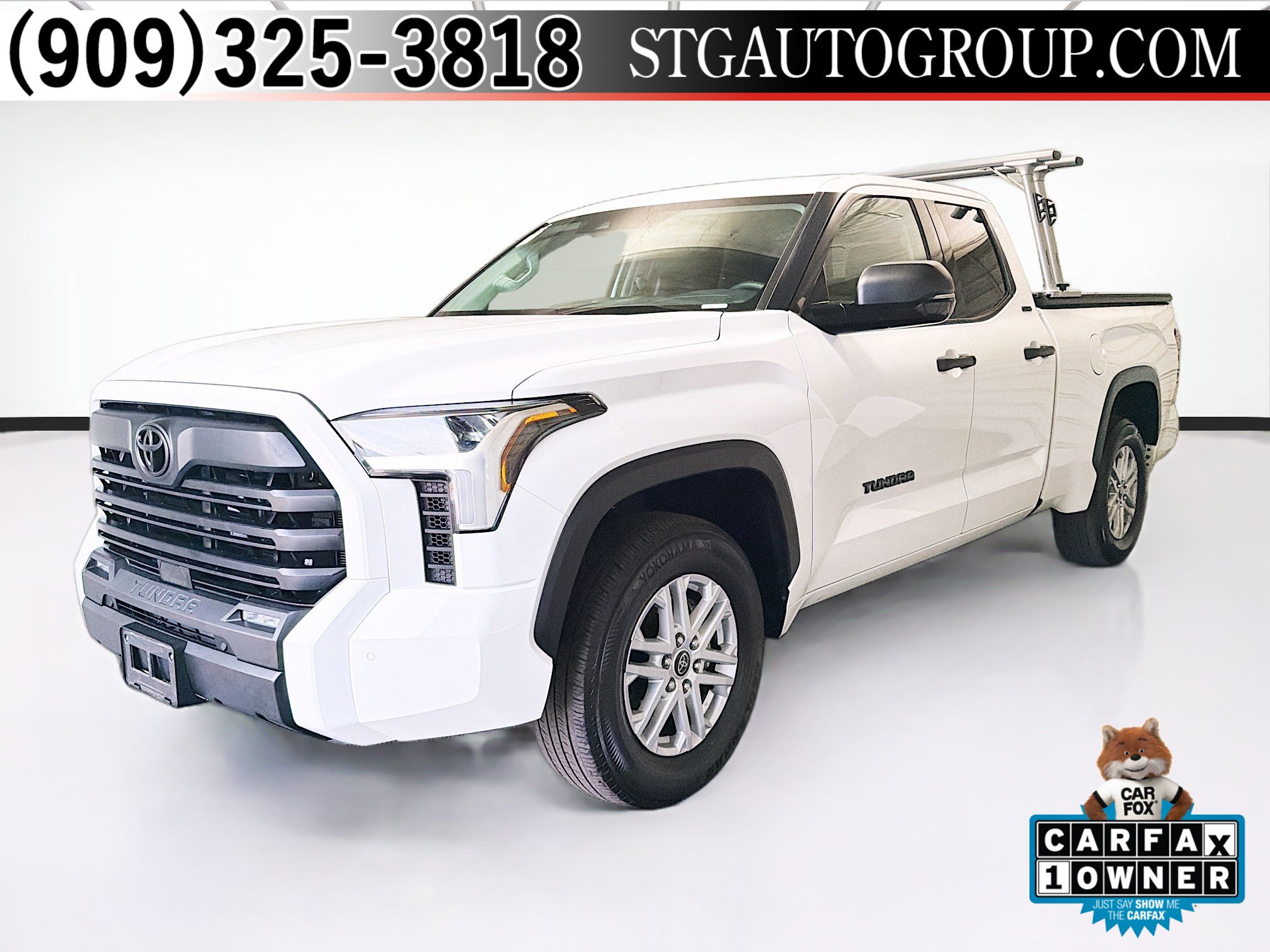 Used 2022 Toyota Tundra SR5 w/ SR5 Convenience Package image 1