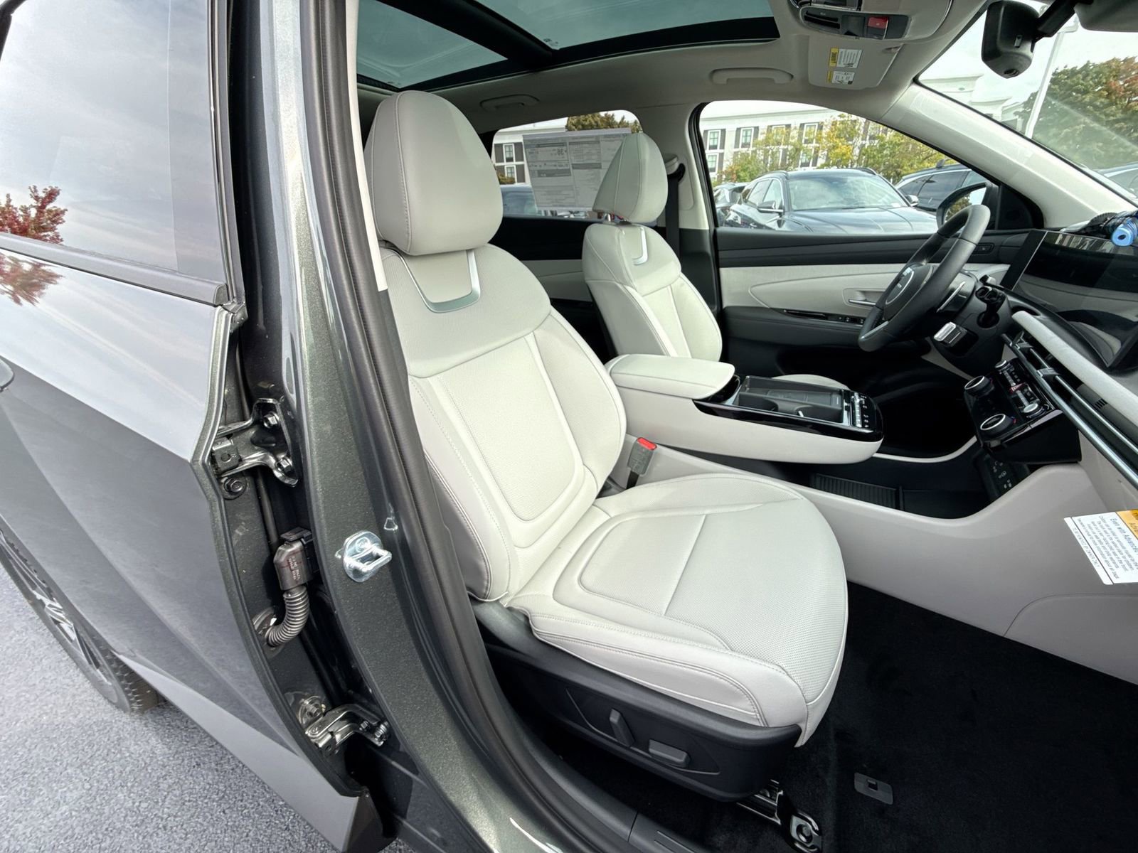 New 2026 Hyundai Tucson Limited image 26