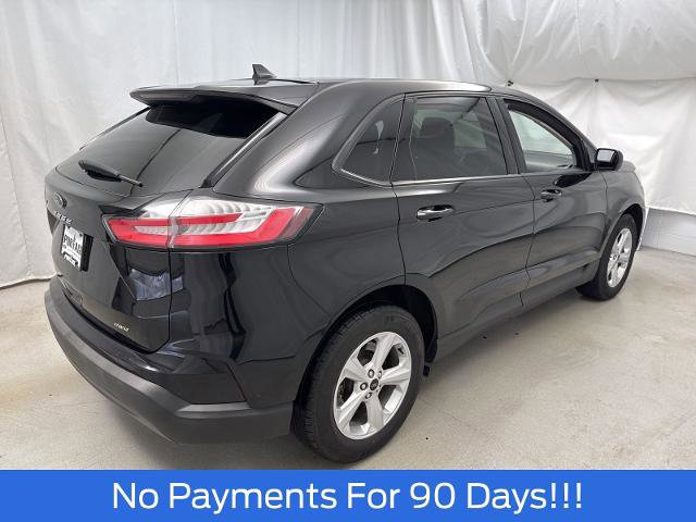 Certified 2024 Ford Edge SE image 3