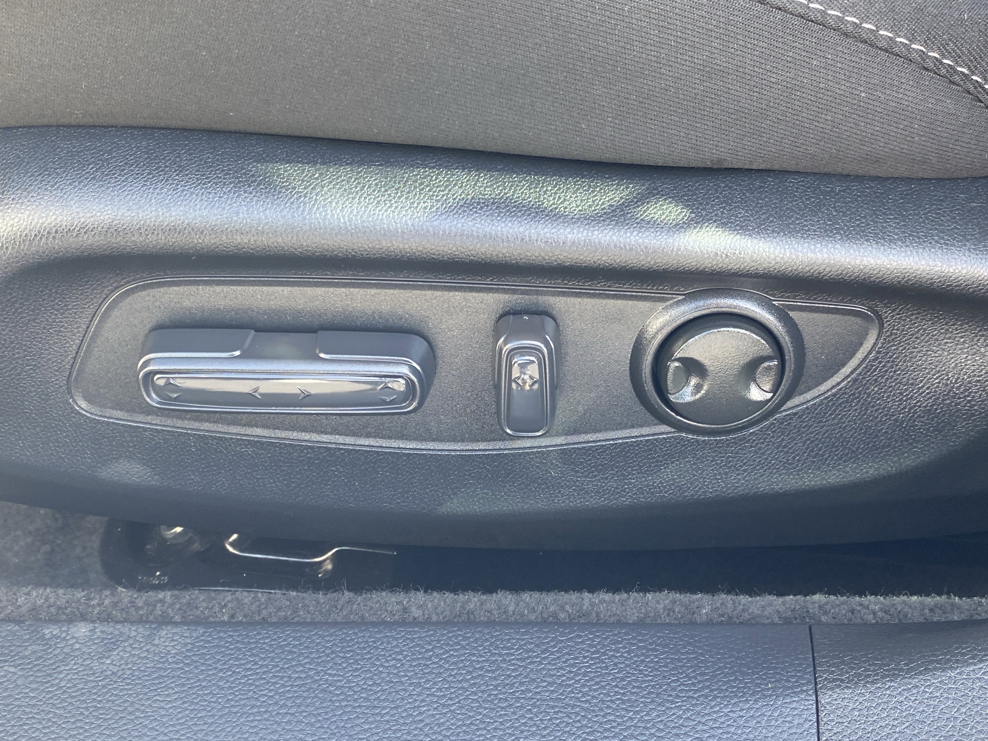Used 2025 Honda Accord SE image 16