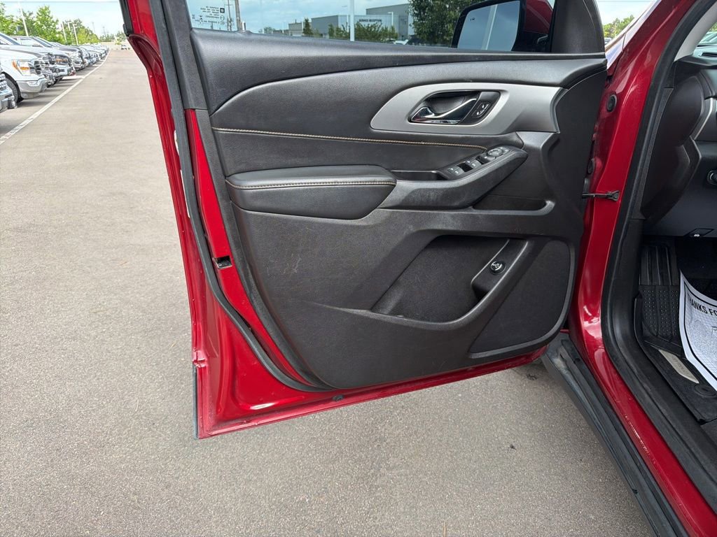 Used 2019 Chevrolet Traverse LT AWD/4WD image 23