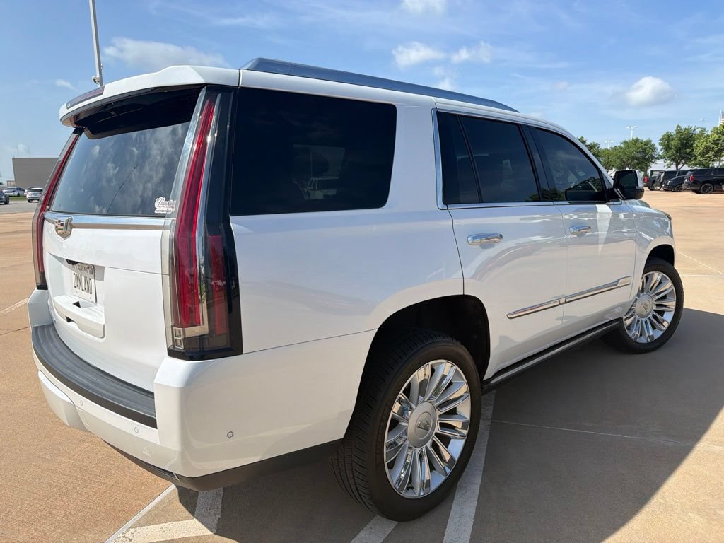 Used 2017 Cadillac Escalade Platinum AWD/4WD image 3