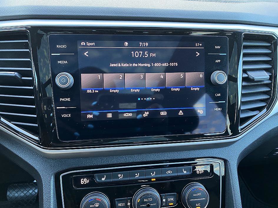 Used 2022 Volkswagen Atlas SEL image 16