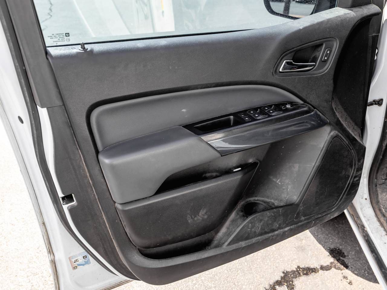 Used 2019 Chevrolet Colorado Z71 AWD/4WD image 9