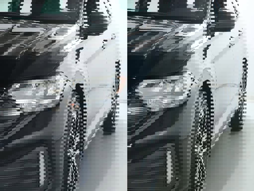 Certified 2023 Volkswagen Jetta Sport image 4