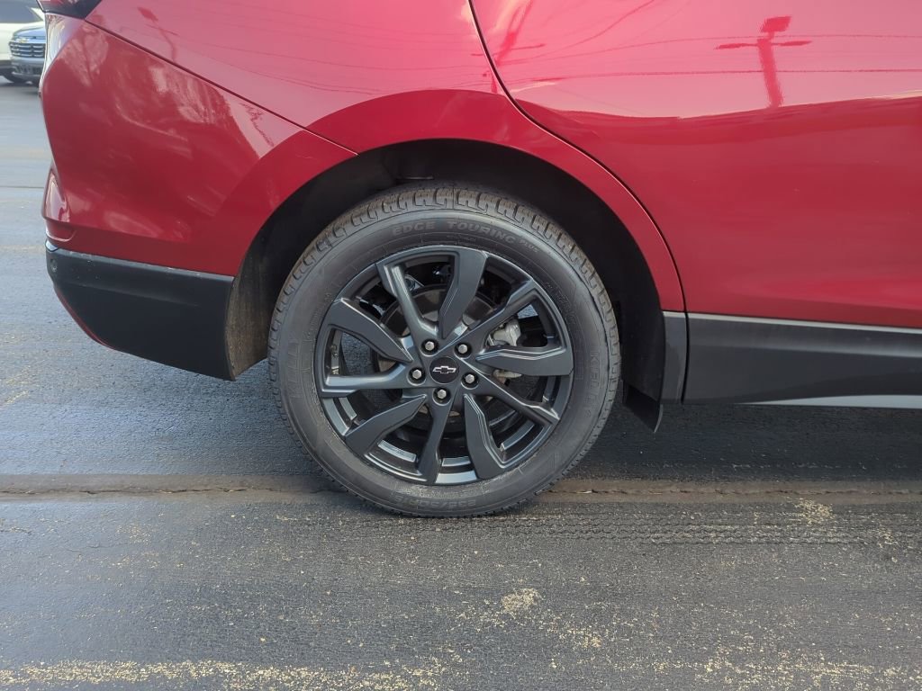 Certified 2024 Chevrolet Equinox RS FWD image 13