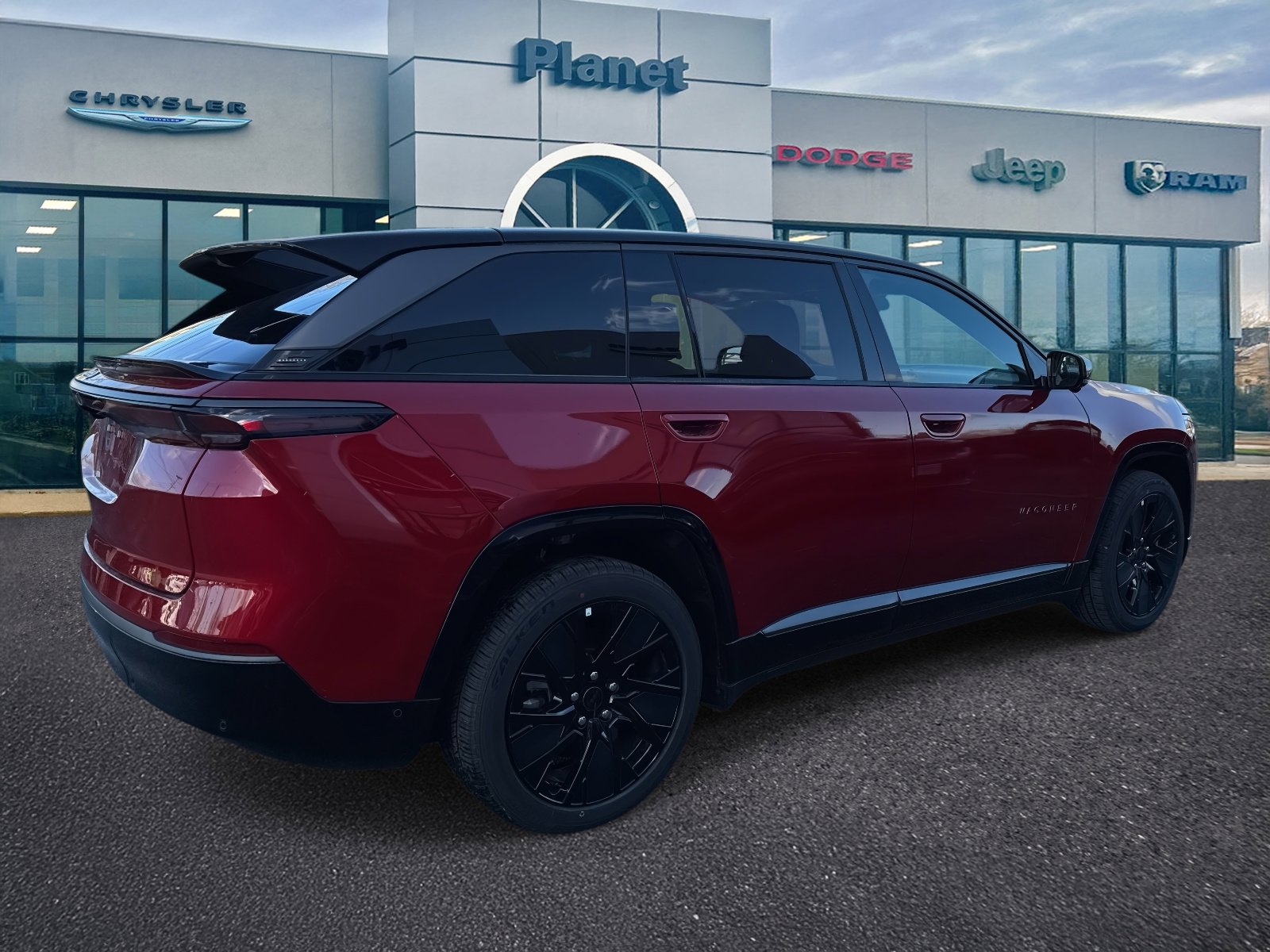 Used 2025 Jeep Wagoneer S Launch Edition image 2