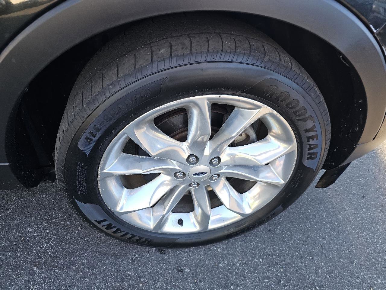 Used 2013 Ford Explorer XLT FWD image 14