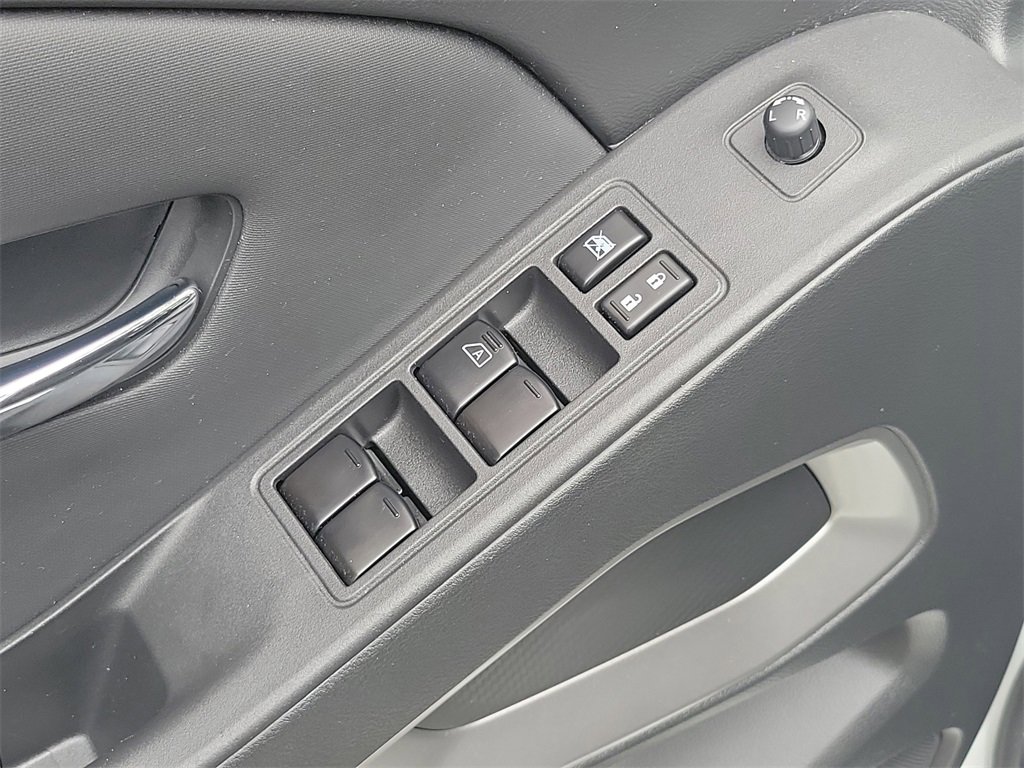 Used 2022 Nissan Frontier SV image 19