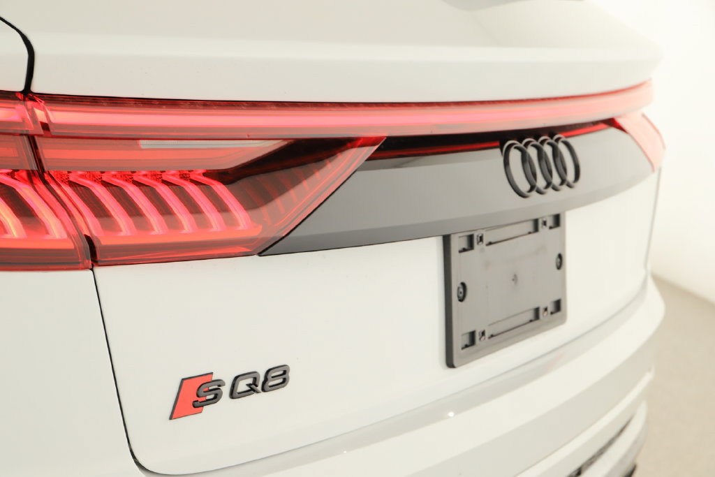 Used 2023 Audi SQ8 Premium Plus AWD/4WD image 32